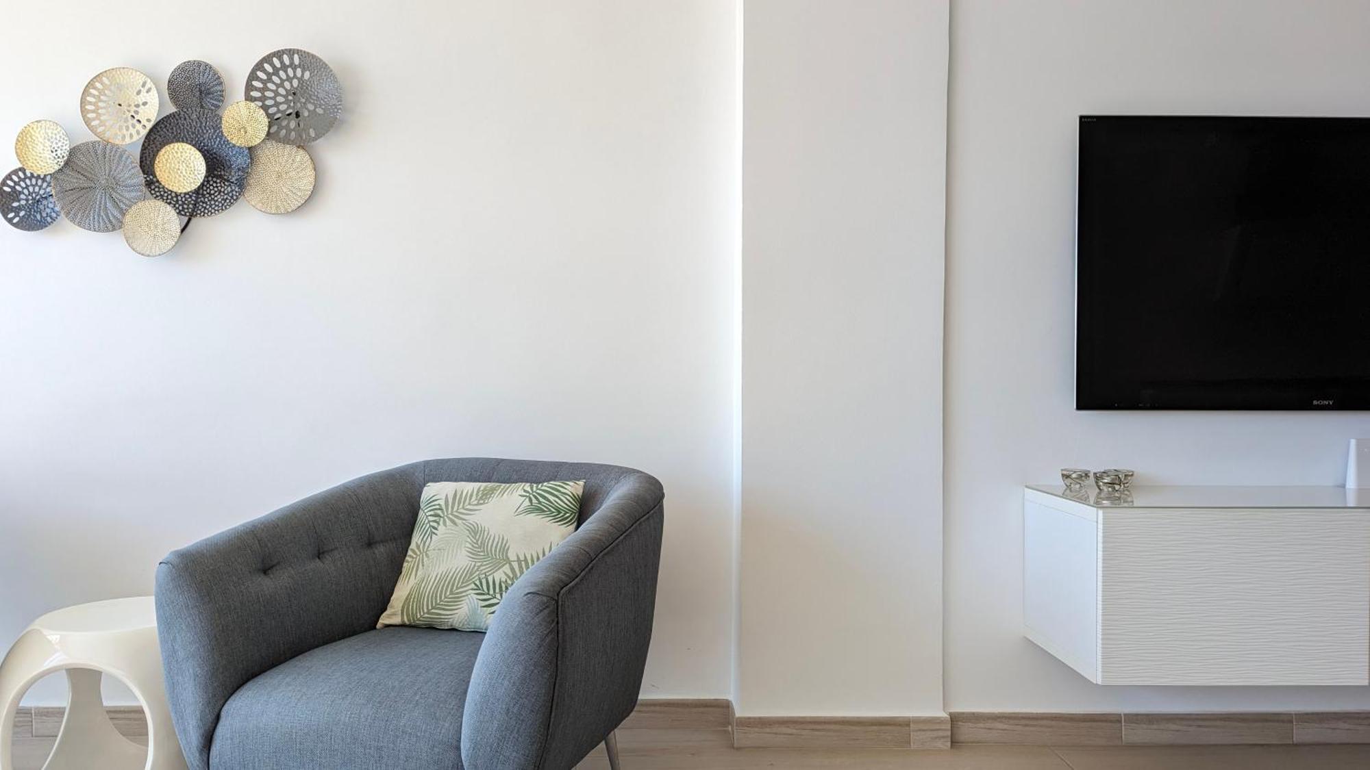 Esmeralda Sea Front Apartment Benidorm Eksteriør billede